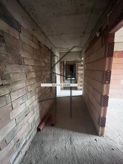 Продава се Четиристаен апартамент в Варна, Аспарухово - 109 кв.м за 1459 €/кв.м - Снимка #4