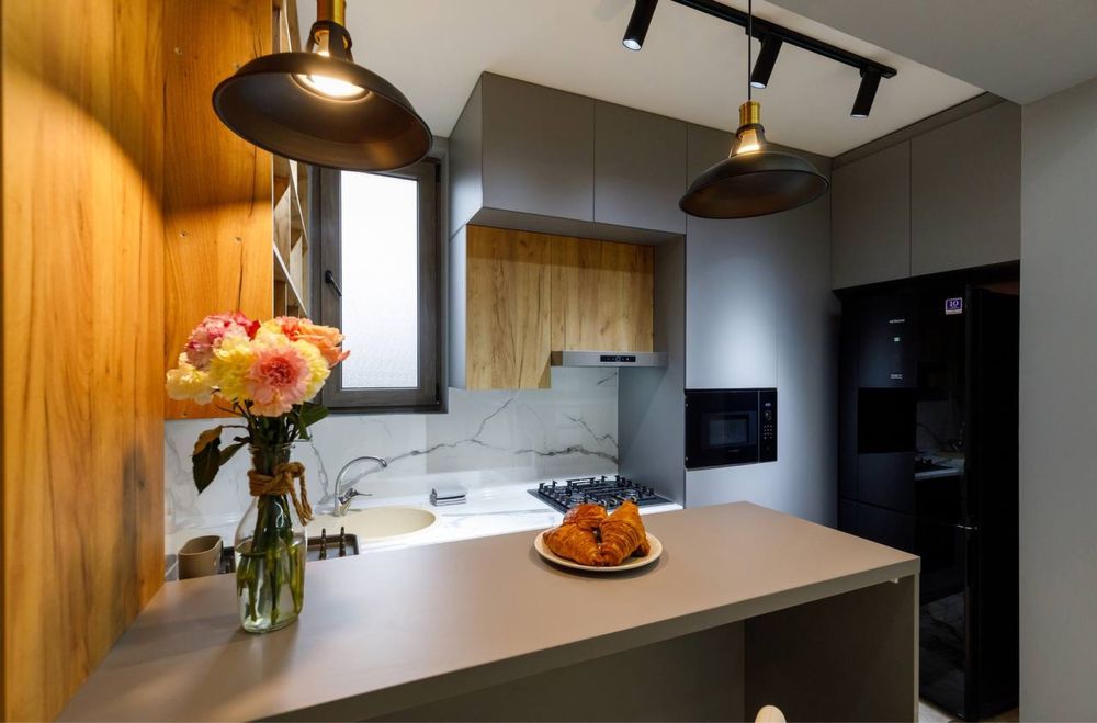 Мирабадский район 2х ком-я Сдаётся в аренду долгий срок.