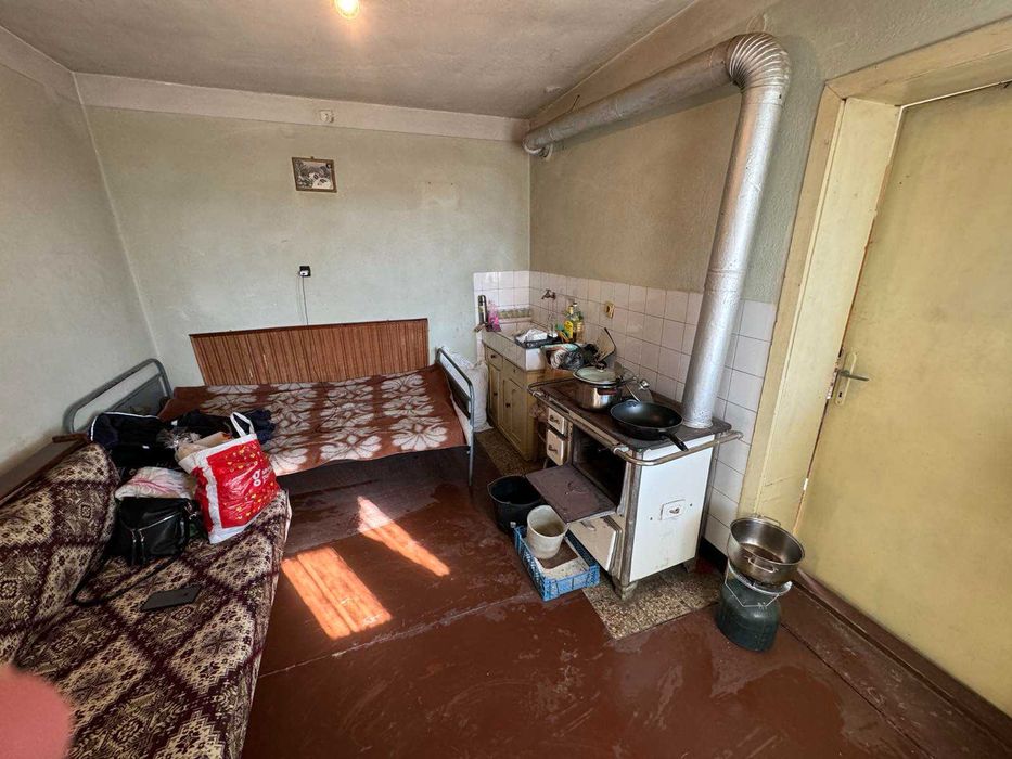 Продажба на къща в с.Баница