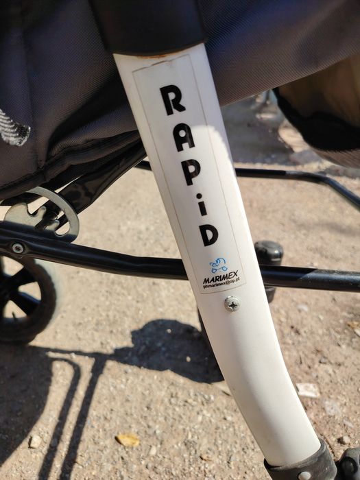 Продам детскую коляску