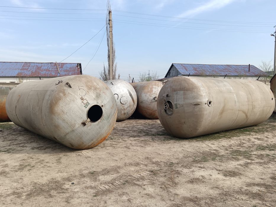 Продам ёмкость 16 куб эмаль