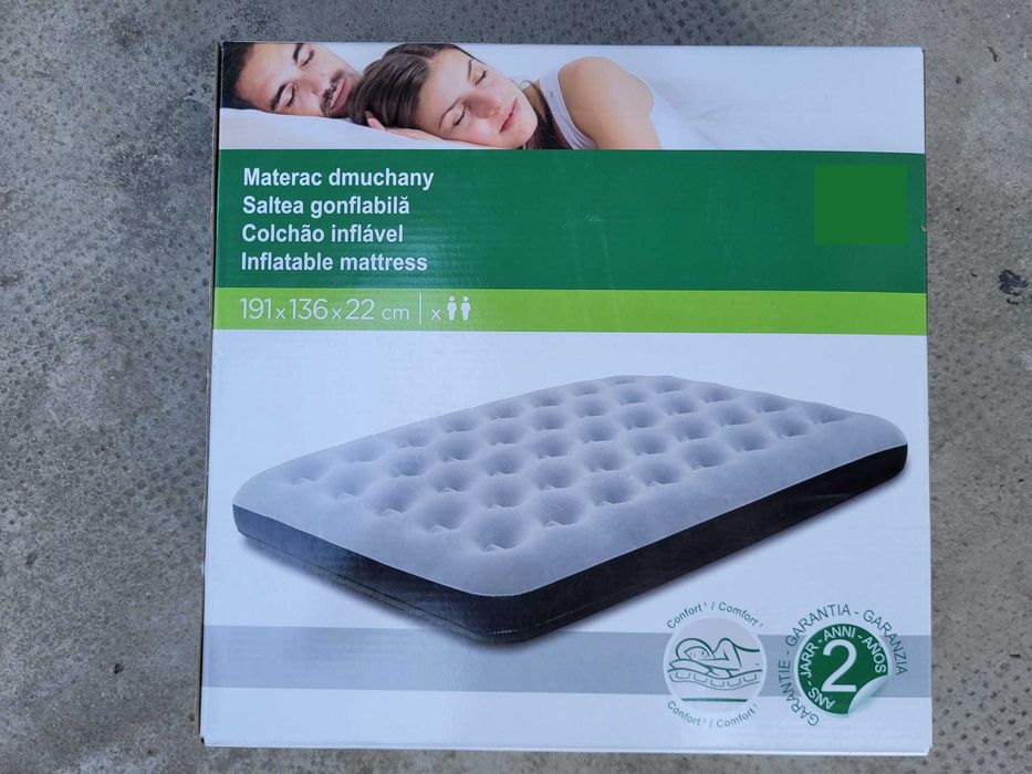 Vand Saltea gonflabila 191x137x22 cm, 2 persoane NOUA Pret 99 Lei