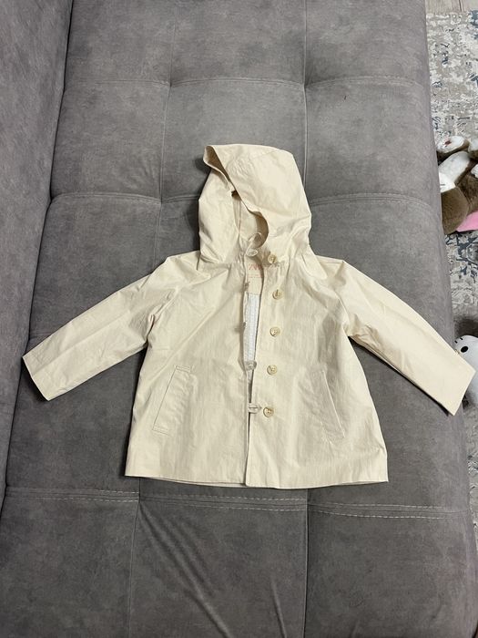 Плащ Zara 4года/104 см