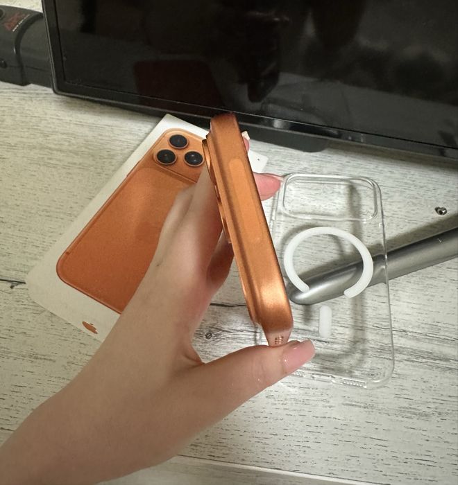 17 про 256 гб в идеальном состоянии