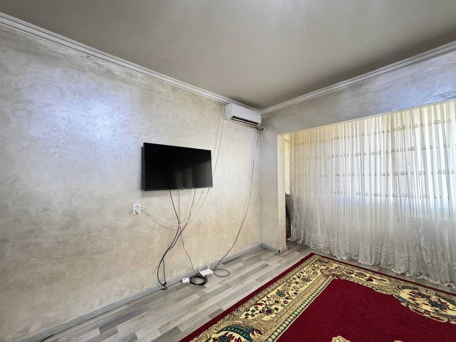 Продаётся квартира Юнусобод7 2 ком 1 этаж мебель + техника ип можно