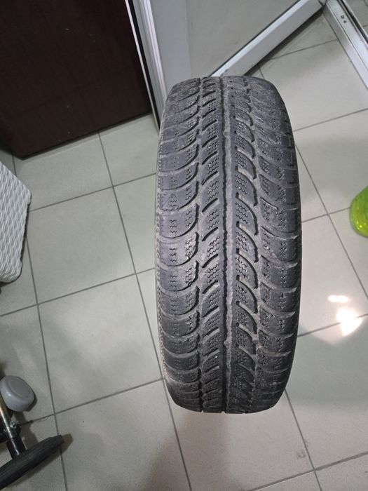 Продам шину 185×65×15 б/у одна шт