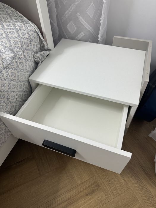 Продам кровать ( 2 тумбы в подарок )