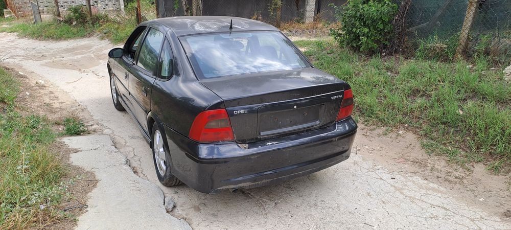 Опел Вектра Б на -части/Opel Vectra B 1.8 Z18XE na chasti