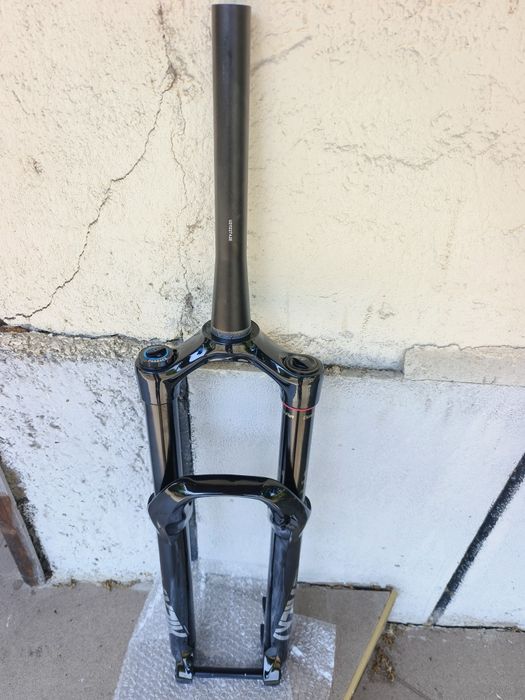 Промо RockShox Lyrik Ultimate RC2.1 29" DebonAir 160mm 15X110mm