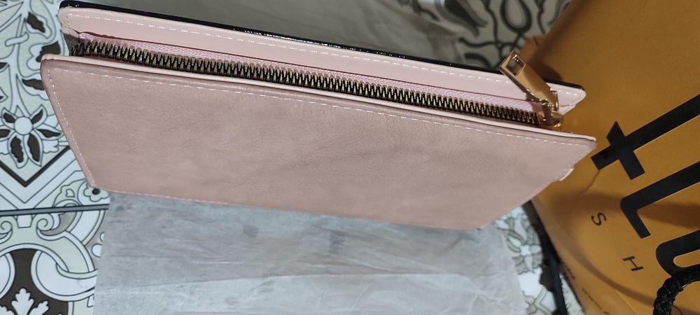 Новый кошелек можно для подарка