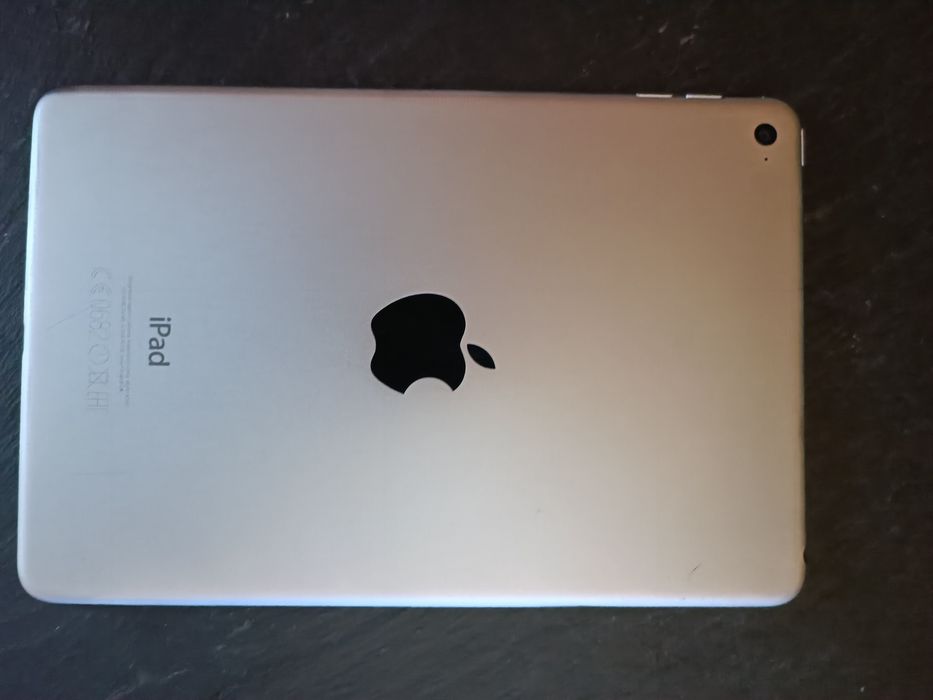 iPad Mini 4 utilizat