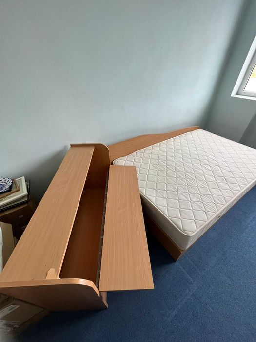 Спалня с ракла и матрак