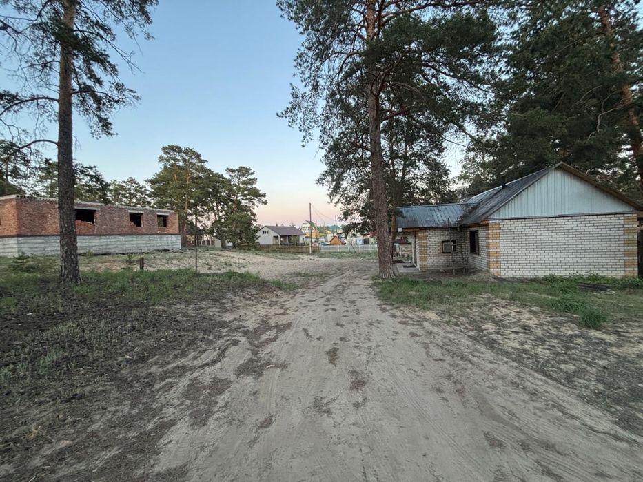 Продам дом+времянка участок 20 соток