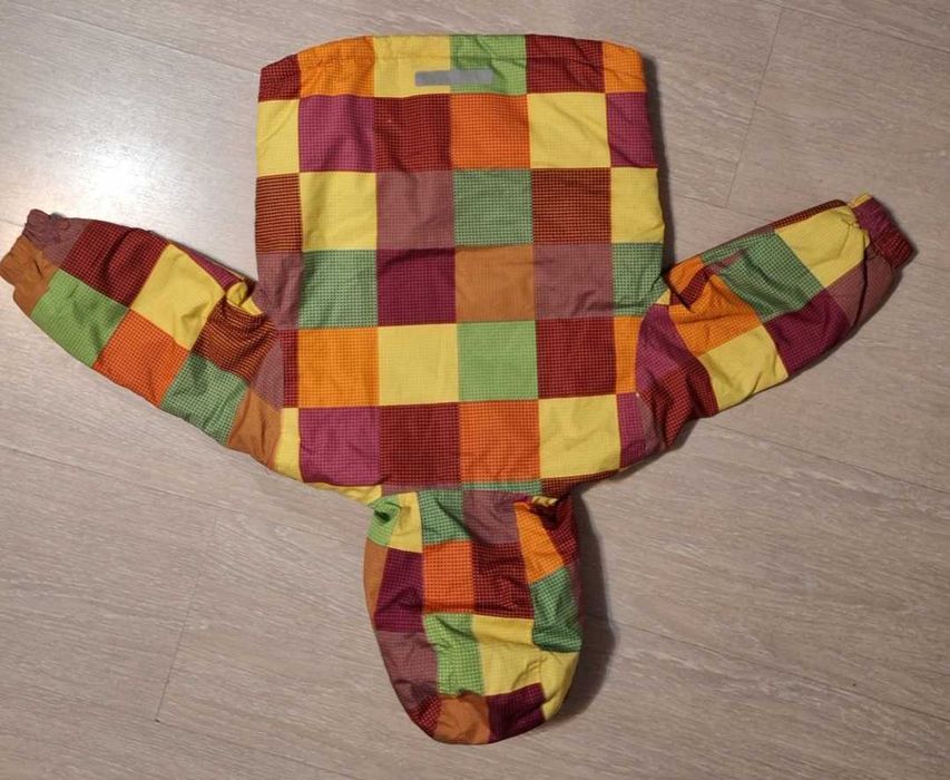 Детски ски екип за мимиче.