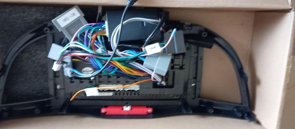 Мултимедия за хонда црв 4 генерация.