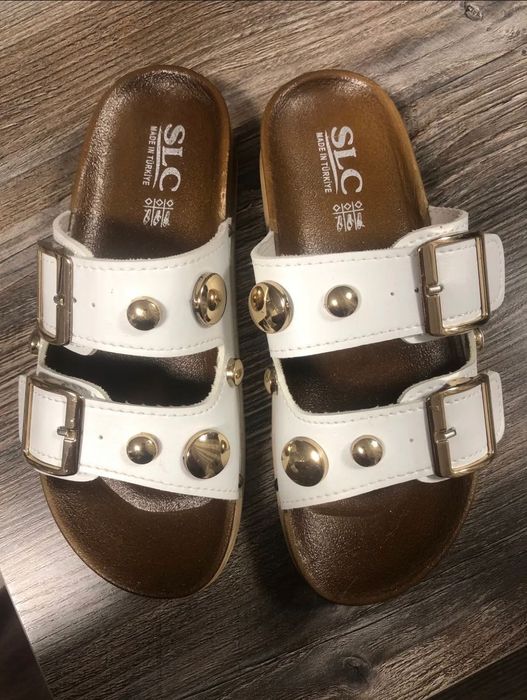 Продаются тапочки хорошим состояние