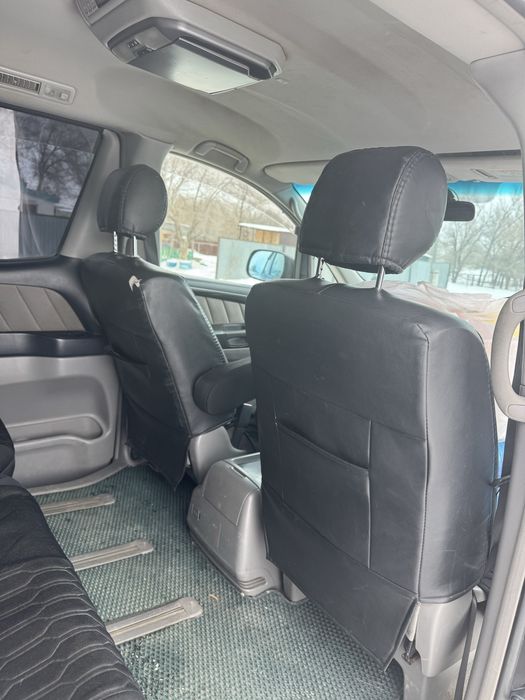 Продам чехол на Альфард