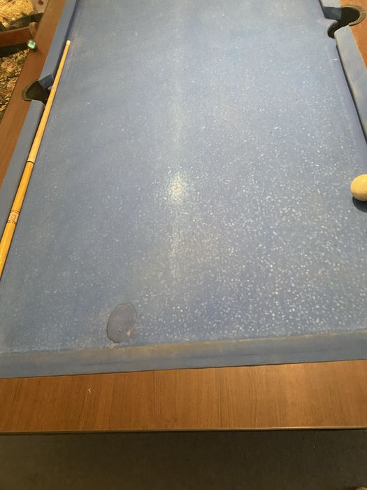 Vand biliard cu mici defecte estetice