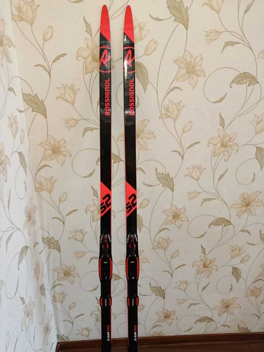 лыжи гоночные Rossignol