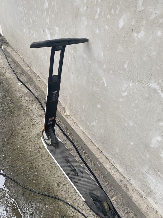 Trotineta electrica Ninebot Kickscooter AirT15