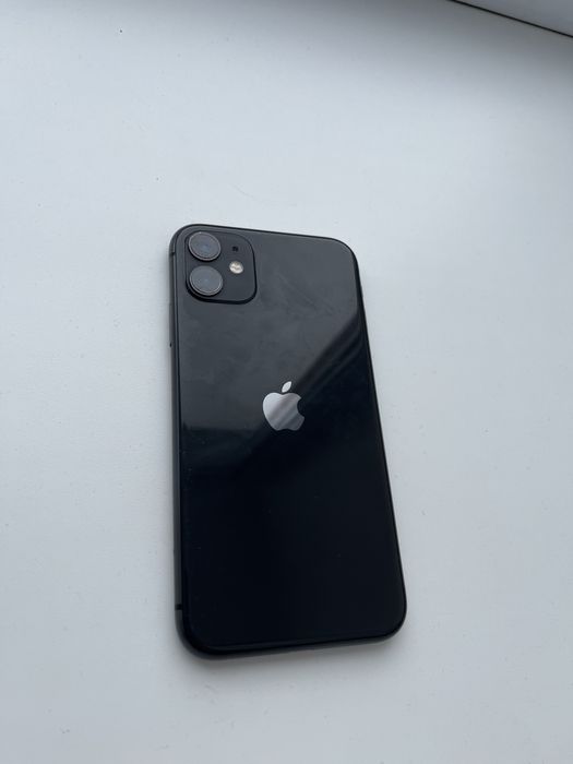 iPhone 11 64gb в хорошем состоянии
