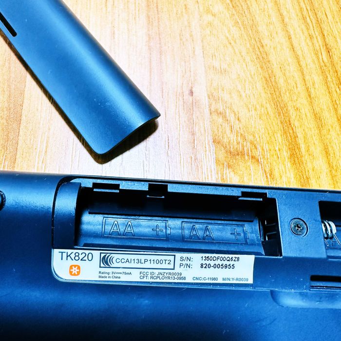 Set Logitech Wireless – Tastatură TK820 cu Touchpad + Mouse M705