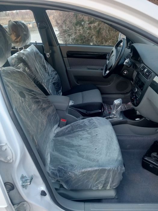 Lacetti Chevrolet avtomat 2023 yil sotilafi