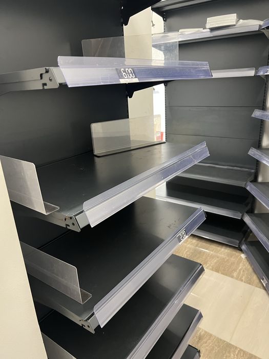 Метални рафтове-стелажи