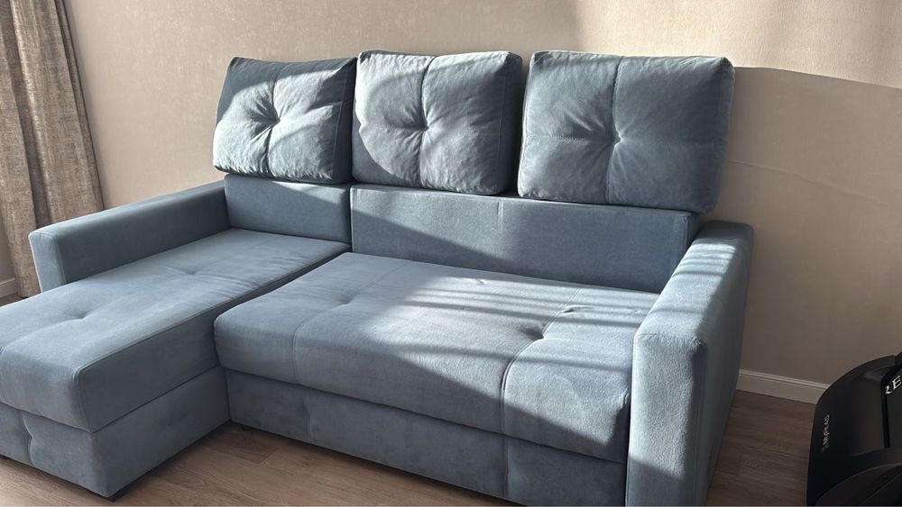 Продам диван в отличном состоянии