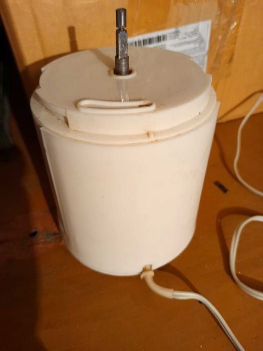 Продается  электропривод от мясорубки