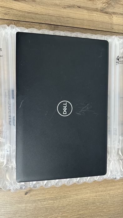 Лаптоп Dell Latitude 3520 FHD 15.6” Intel i5-1135G7 16GB RAM 256GB SSD / MS Office 2011 Pro Plus