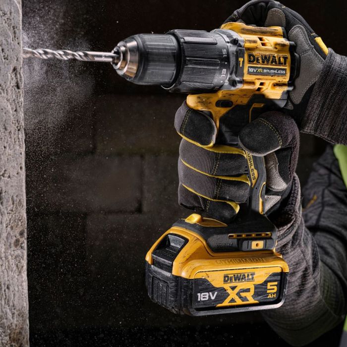 Винтоверт DeWALT DCD100YNT 18V 68Nm
