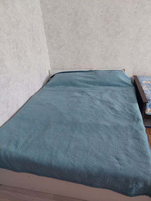 Продам кровать двух спальный