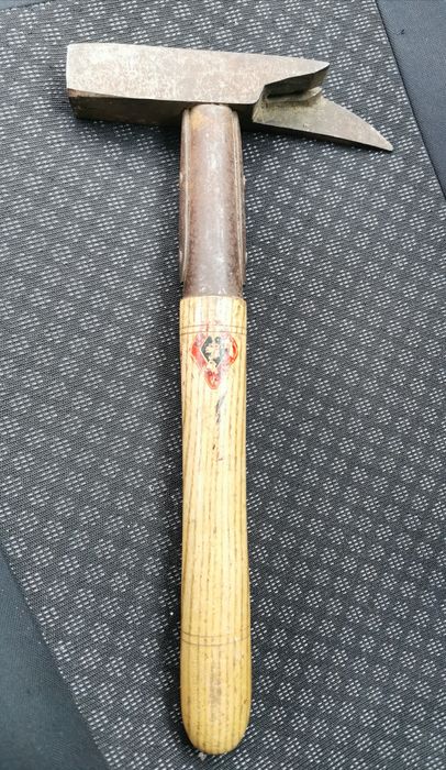 Ciocan vechi german forjat – OTTO DIEDRICH – 700 g – colecție