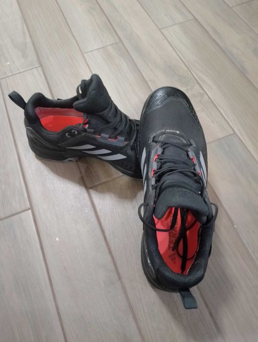 Мъжки маратонки/нови