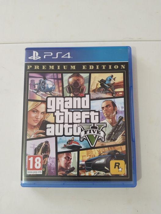 Диск на PS4; GTA 5