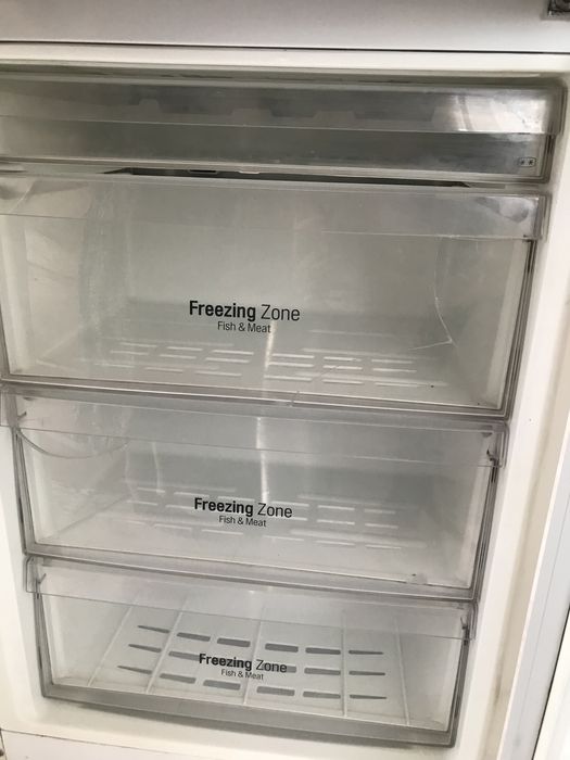 Холодильник LG буу