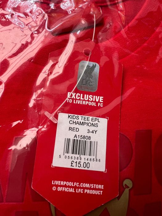 Детски тениски на Ливърпул различни размери
