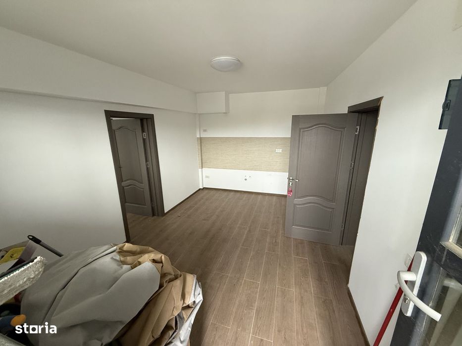 Spațiu semidemisol de vânzare – ideal pentru investiție, Mamaia Nord