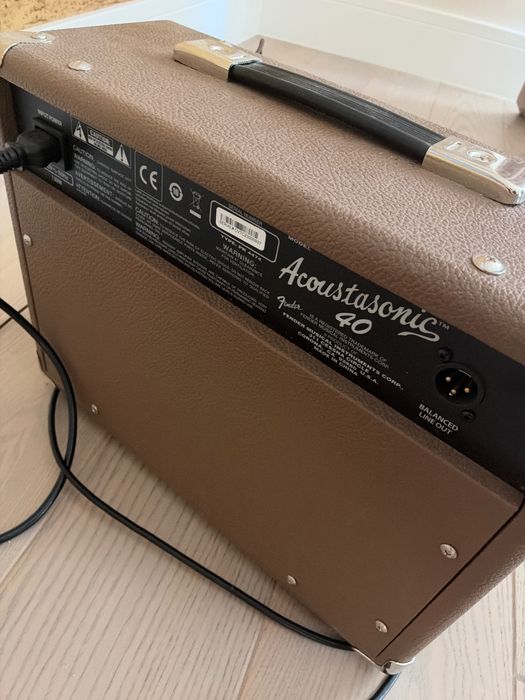 Fender Acoustasonic 40