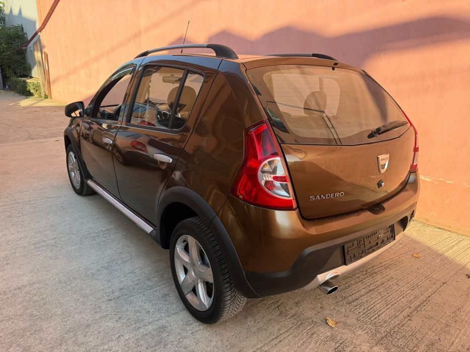 Dacia  Sandero,1600 cm benzina,