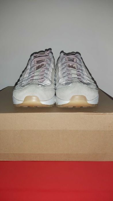 Nike Air Max 95 "Velvet Particle Rose" - Номер 38.5