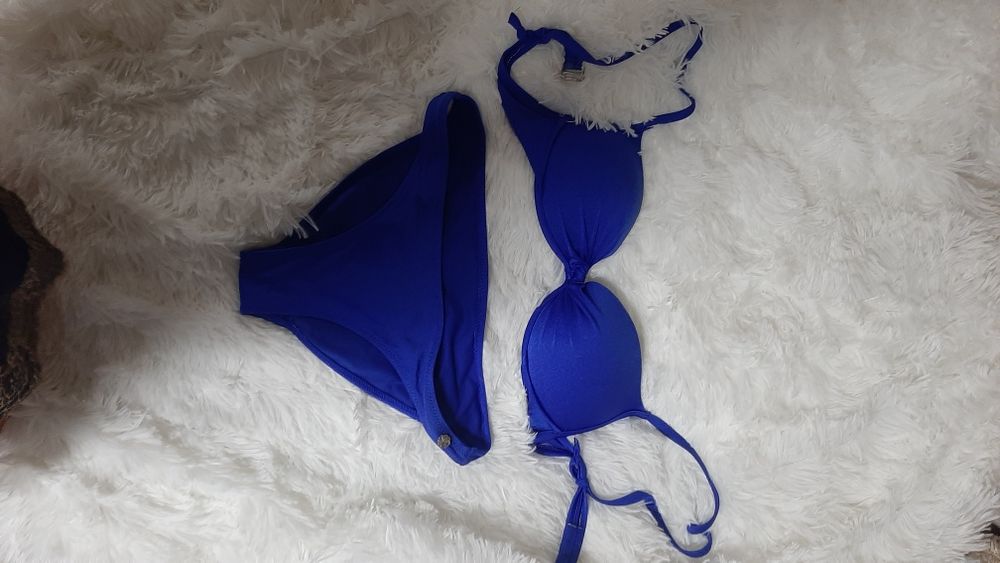 Продам купальник