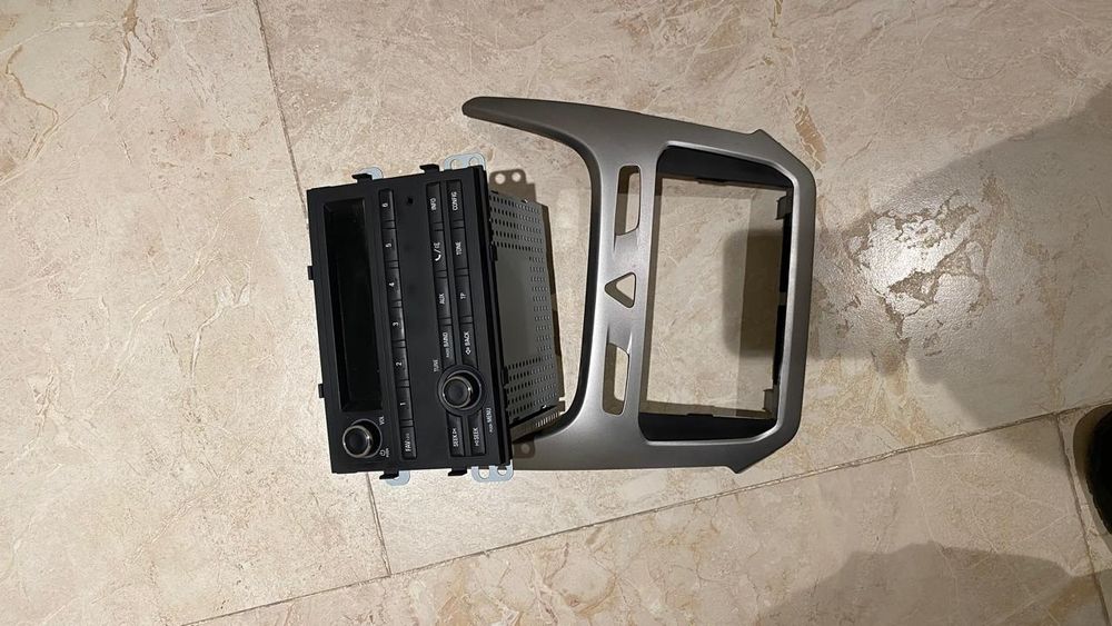 Продам автомагнитола.