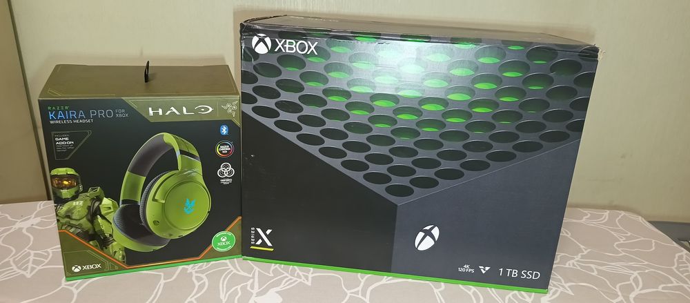 Xbox Series X + Razer Kaira Pro