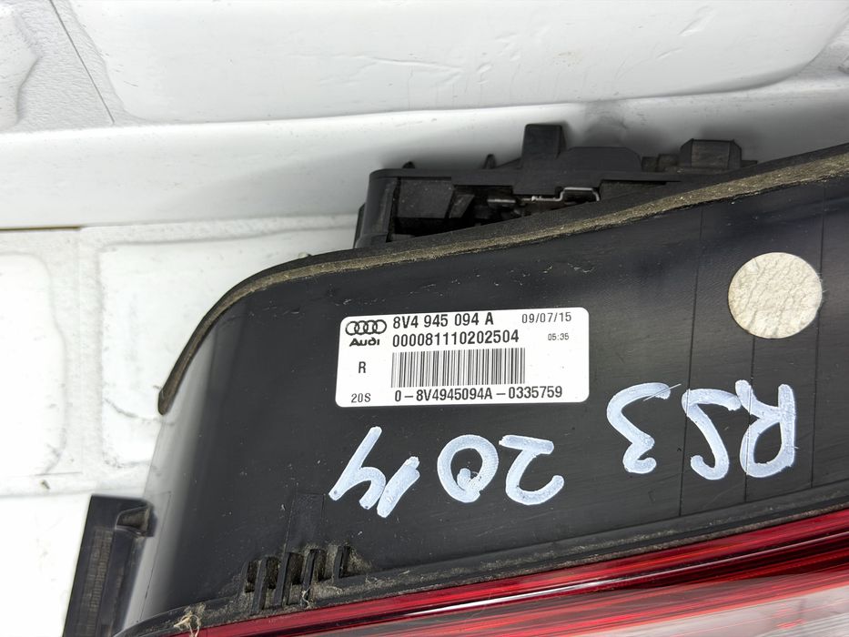 Десен вътрршен стоп AUDI A3 8V 8V4945094A