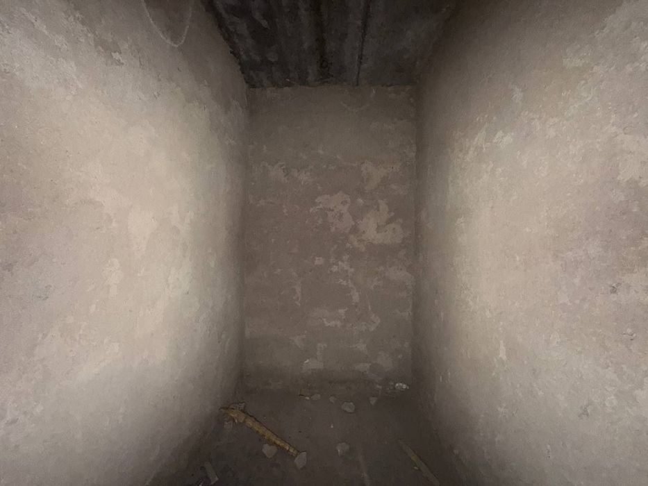 Срочно продаётся 3х-комнатная квартира коробка