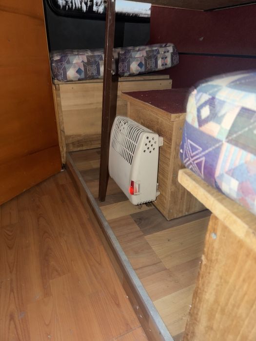 Vînd rulota anul 2012