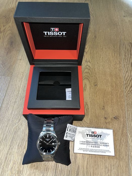 Мъжки Часовник TISSOT нов, документи + кутия, 24 месеца гаранция