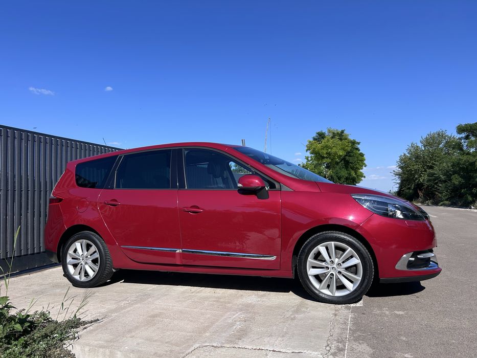 RENAULT Scenic 2012 — imagine 2